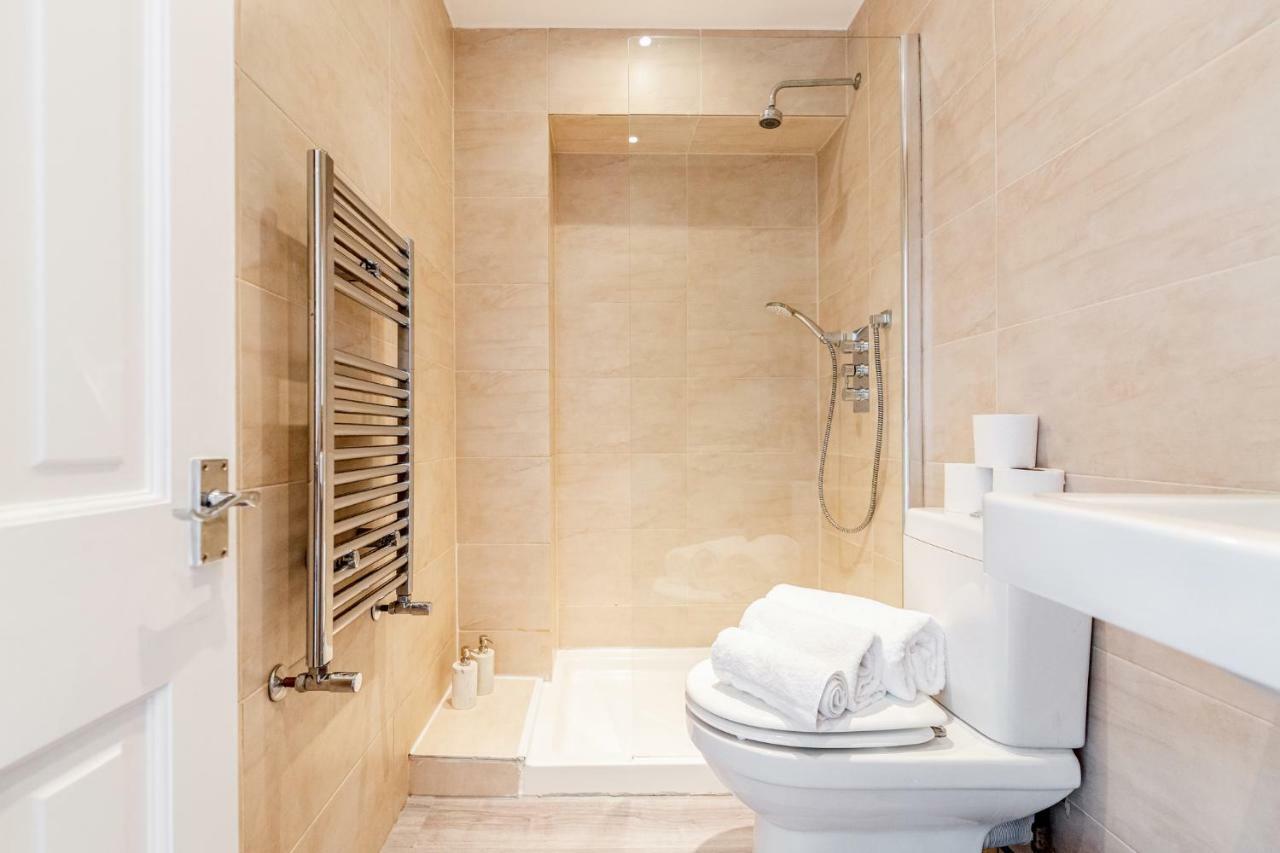 Bright & Spacious 4Beds Home - Kensington High Street-Olympia London Exterior foto